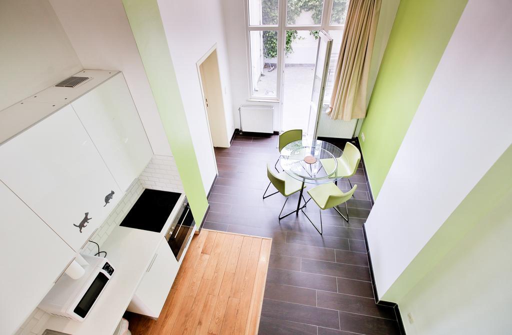 Louise Uptown Apartments بروكسل الغرفة الصورة