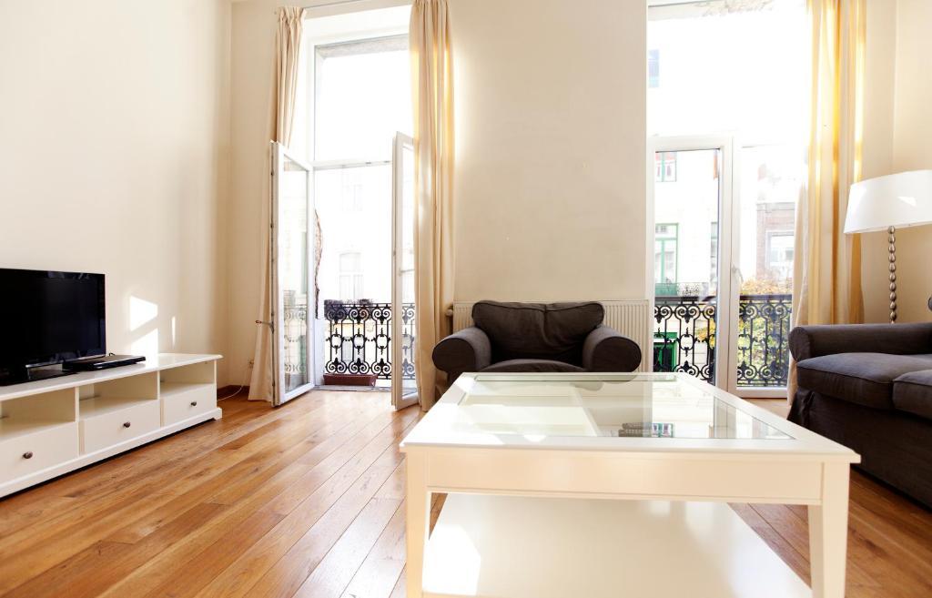 Louise Uptown Apartments بروكسل المظهر الخارجي الصورة