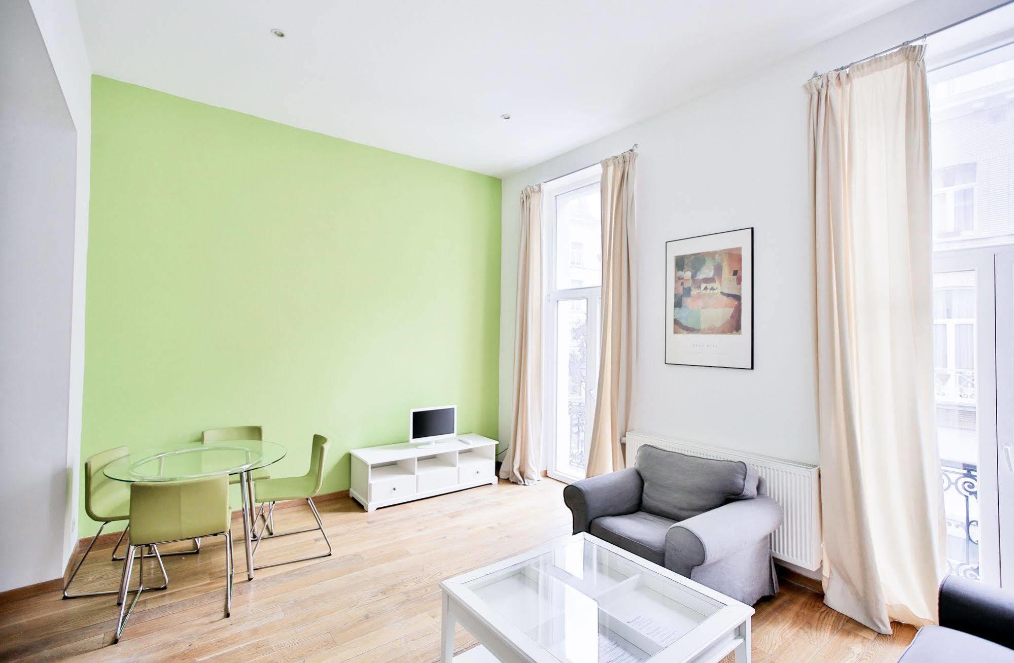 Louise Uptown Apartments بروكسل المظهر الخارجي الصورة